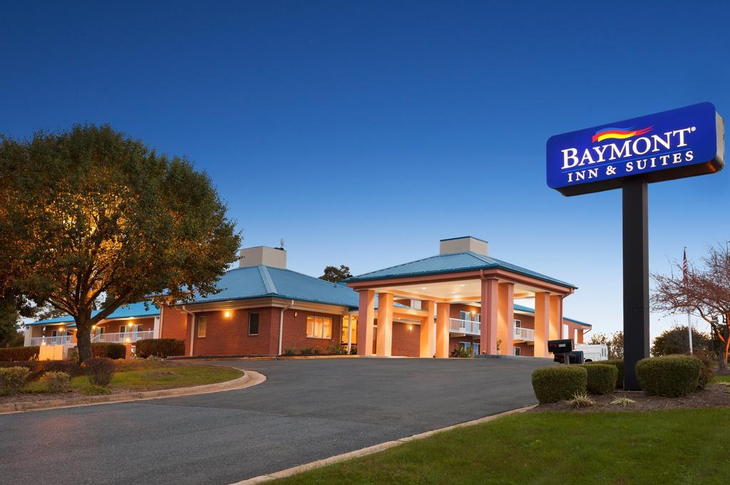 فندق Baymont By Wyndham وارينتون المظهر الخارجي الصورة